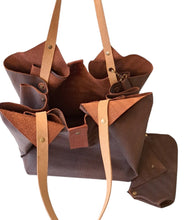 Load image into Gallery viewer, Sac Tulip CABA                  grain chevron marron