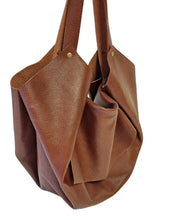 Load image into Gallery viewer, Sac Tulip grain gauffré vannerie châtaigne