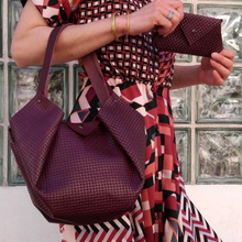 Load image into Gallery viewer, Sac Tulip Cuir Grainé Fantaisie Vannerie Vino-Nada Bags Paris