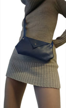 Load image into Gallery viewer, Purse_micro_cuir | bleu_roi