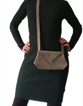 Load image into Gallery viewer, Purse_micro_croutevelours | stone