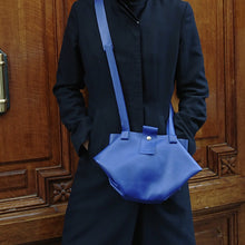 Load image into Gallery viewer, Sac Berlingo Cuir Wild Soft Electric Blue-Nada Bags Paris