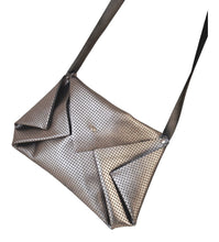 Load image into Gallery viewer, Sac_Origami_Mail_City_Metallise_ajoure