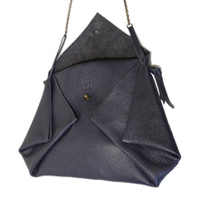 Load image into Gallery viewer, Sac Mail Cuir Grained Navy-Nada Bags Paris