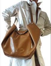 Load image into Gallery viewer,    Tulip_City_Ocre_verni_5