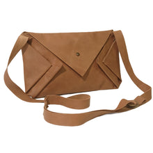 Load image into Gallery viewer, Pochette Post Camel

