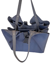 Load image into Gallery viewer, Sac Tulip Caba cuir bleu grainé
